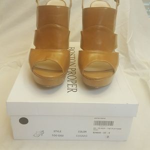 Too Gigi Stilettos Cognac Size 9